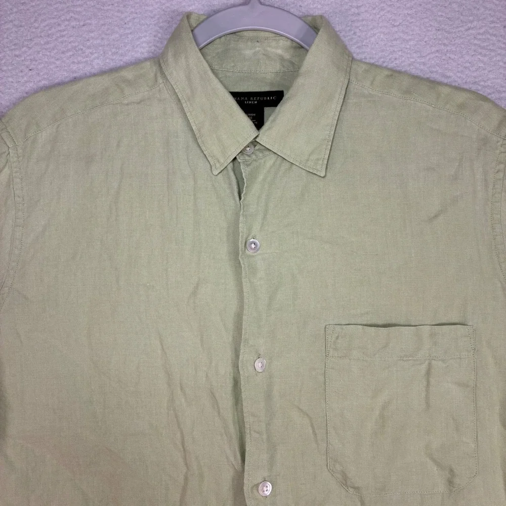 Banana Republic Linen Button Shirt Men M Green Short Sleeve Chambray Summer